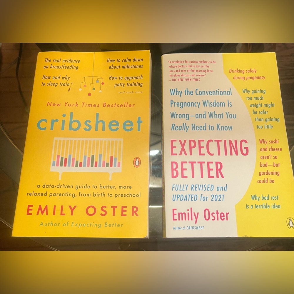 Crib Sheet + Expecting Better 2 Books Set by Emily Oster